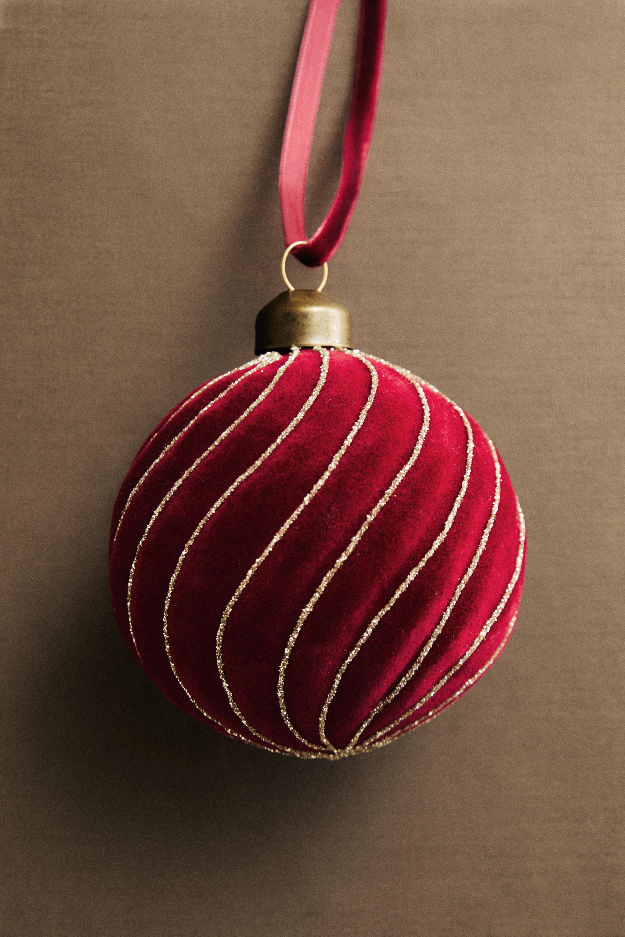 CHRISTMAS TREE SPIRAL BALL ORNAMENT